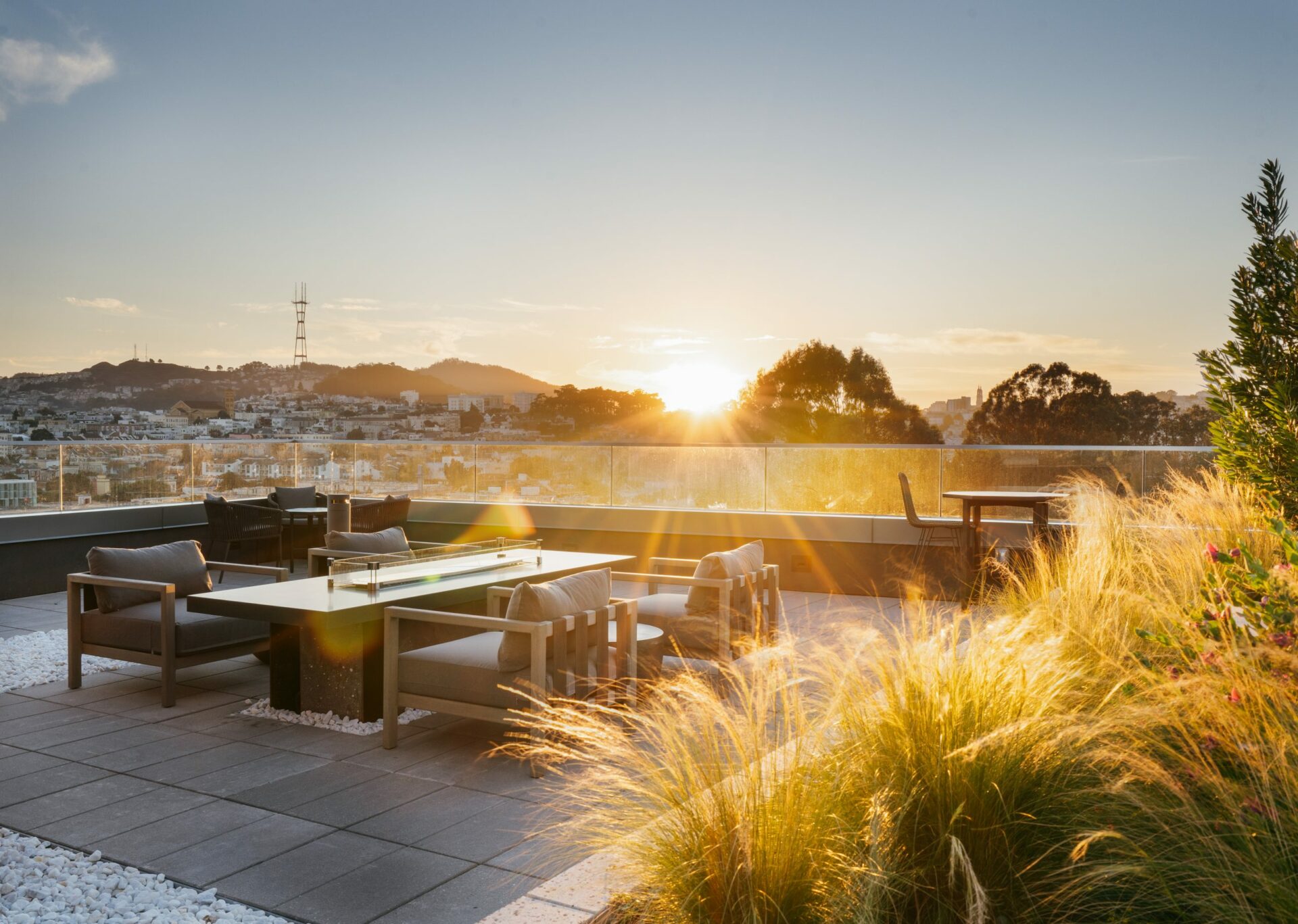 San Francisco apartments with rooftop views